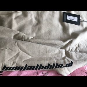 PrettLittleThing Sweater/Crewneck